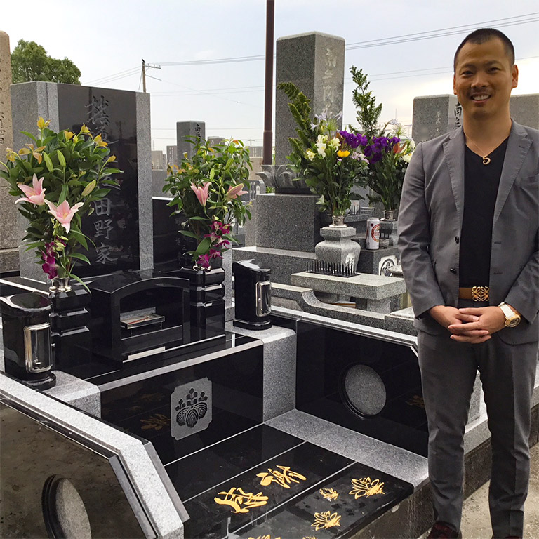 兵庫県神戸市 デザイン墓石 ルクール インドクンナム＋韓国栄州