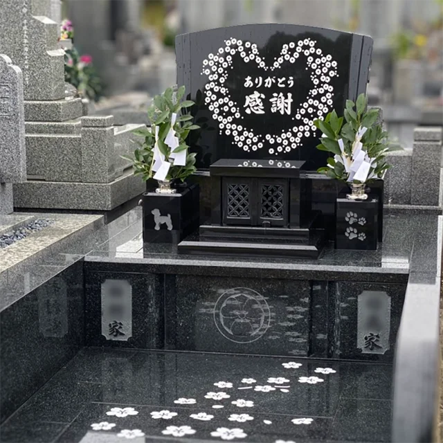 静岡県浜松市の洋風墓施工例（インド産クンナム）