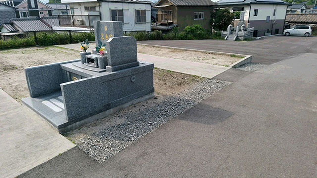 福岡県久留米市の天山石のお墓